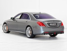 Brabus 900 Rocket cu exterior gri metalizat