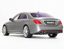 Brabus 900 Rocket cu exterior gri metalizat