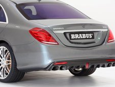 Brabus 900 Rocket cu exterior gri metalizat