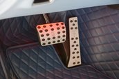 Brabus 900 Rocket cu interior albastru