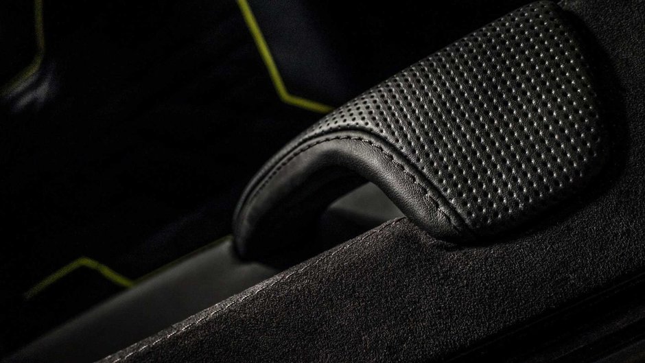 Brabus G500 4x4² by Carlex Design
