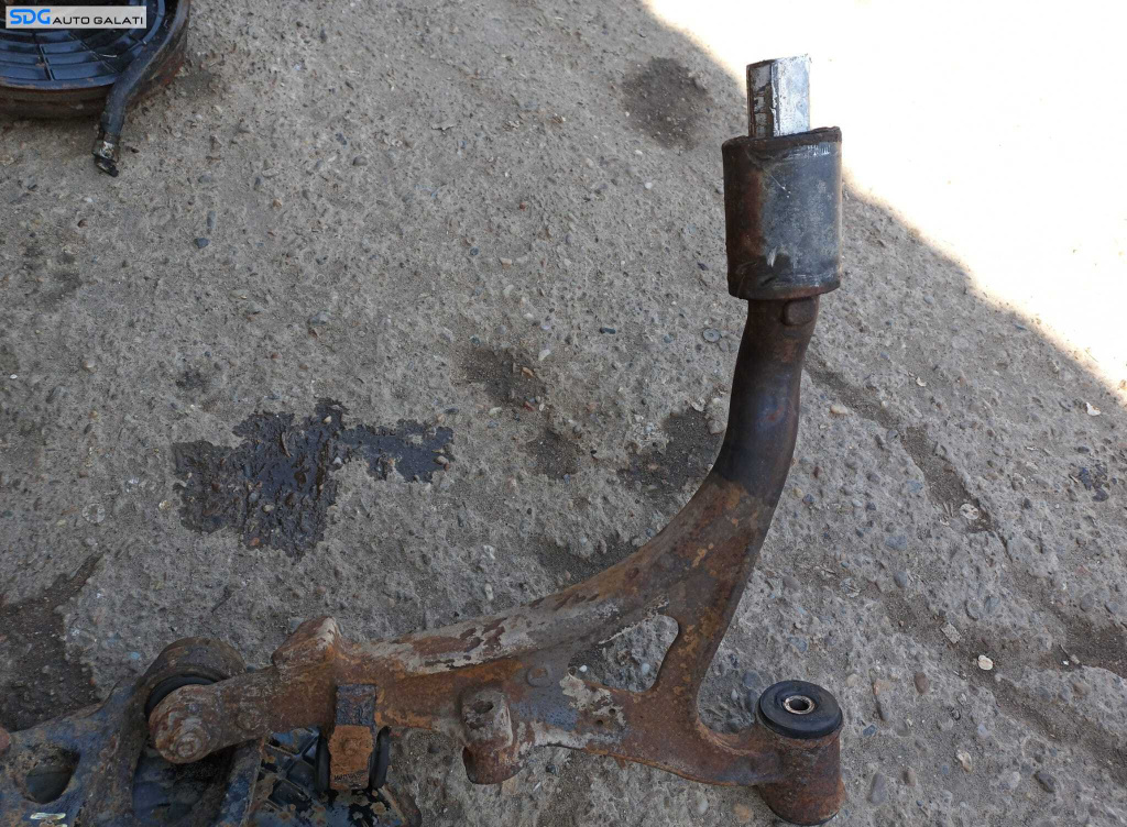 Brat Articulatie de la Roata Dreapta Fata Mercedes ML W163 1997 - 2005 [X3578]