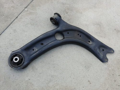 Brat bascula dreapta fata 2.0 tdi audi q3 f3 2020 3q0407154d