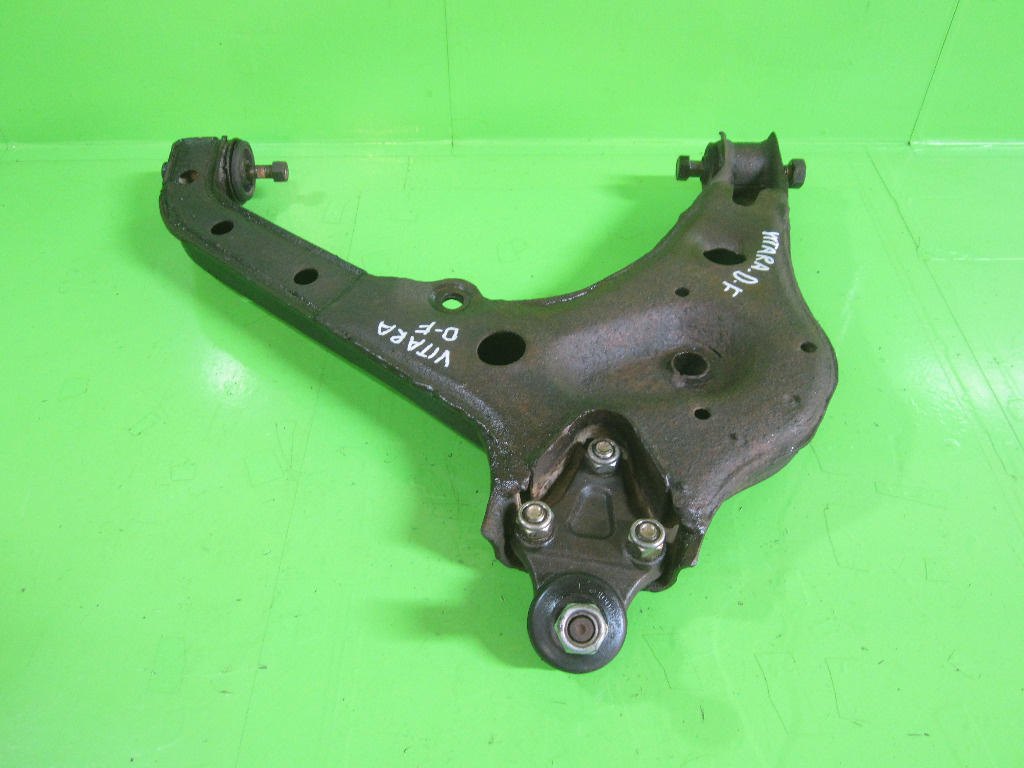 BRAT / BASCULA DREAPTA FATA SUZUKI VITARA 4x4 FAB. 1988 – 2002 ⭐⭐⭐⭐⭐