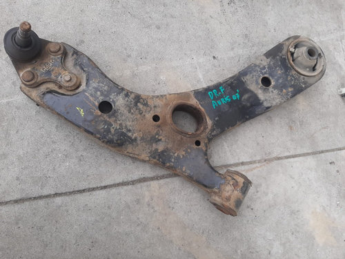 Brat bascula dreapta fata toyota auris e15 1.4 d-4d 2007