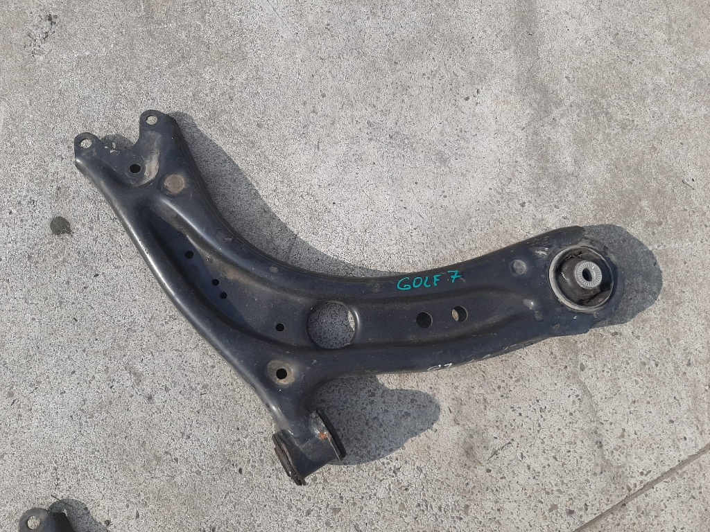 Brat bascula dreapta vw golf 7 skoda octavia 3 audi a3 8v 5wa407152