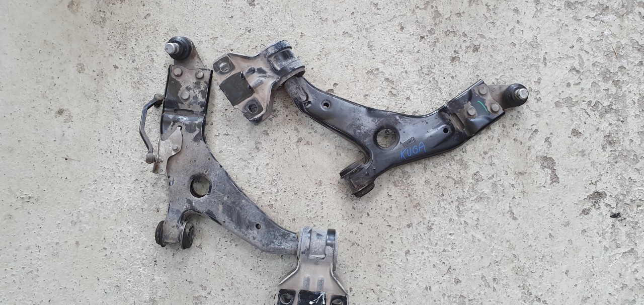 Brat bascula stanga dreapta Ford Kuga 2013 2014 2015 2016 2017