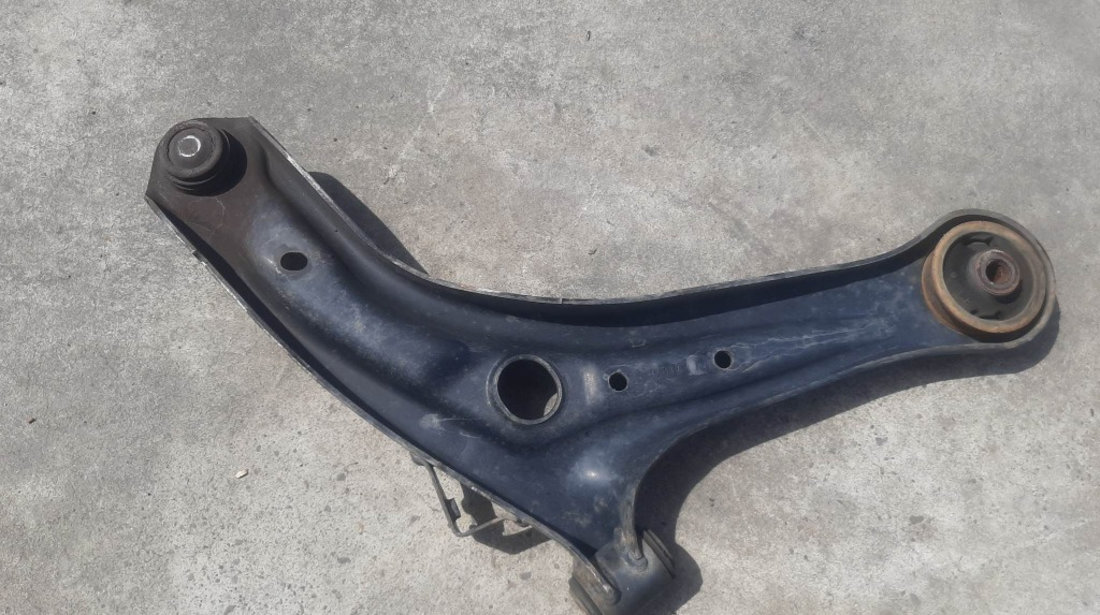 Brat bascula stanga fata mazda 2 de 1.3b