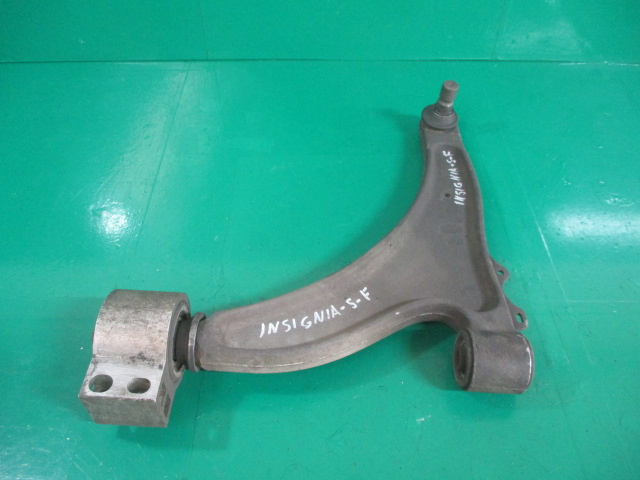BRAT / BASCULA STANGA FATA OPEL INSIGNIA A FAB. 2008 – 2013 ⭐⭐⭐⭐⭐