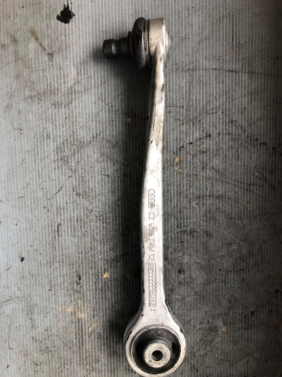 Brat brascula trapez dreapta fata audi a4 b8 8k0407515