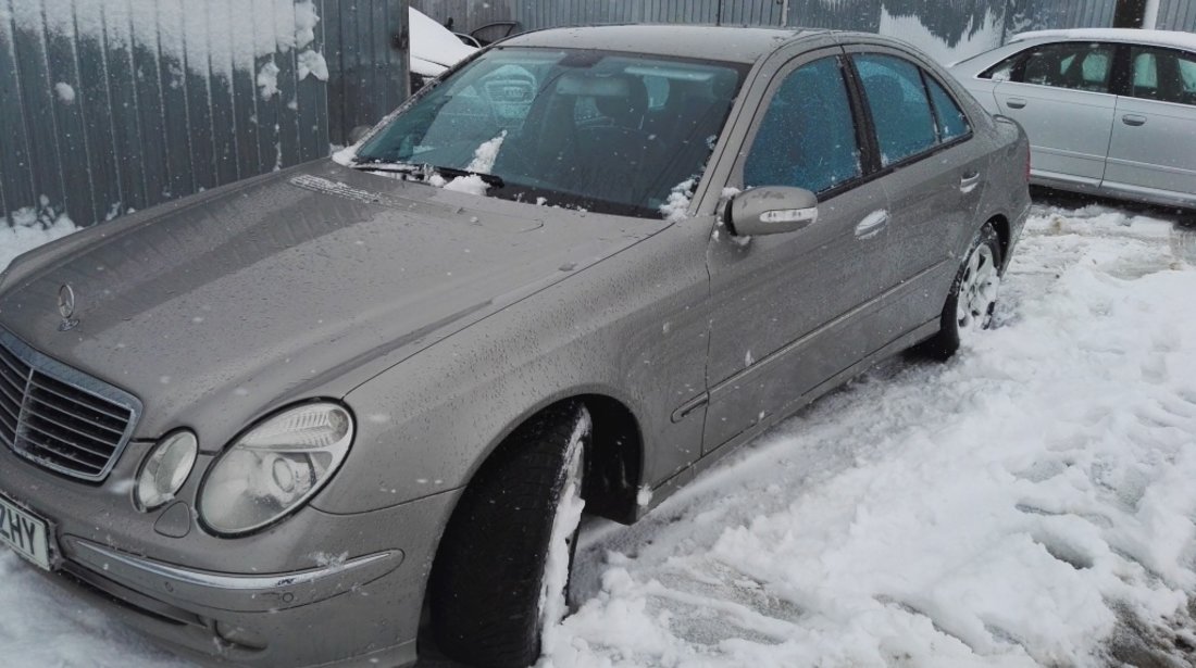 Brat dreapta fata Mercedes E-CLASS W211 2004 BERLINA E220 CDI