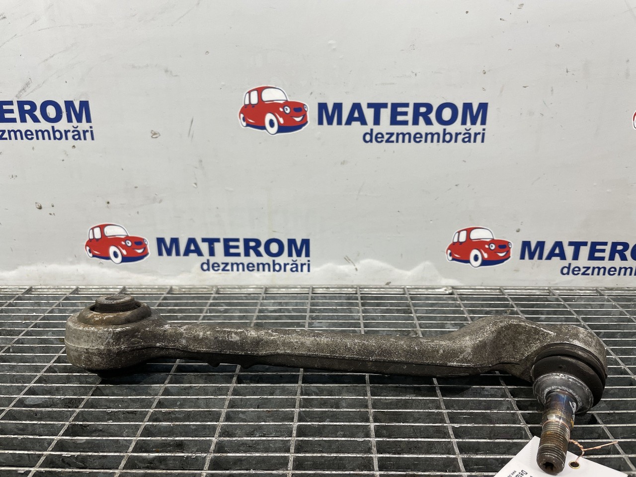 BRAT FATA INFERIOR DREAPTA BMW SERIA 1 F20 2.0 D - (2011 2015)