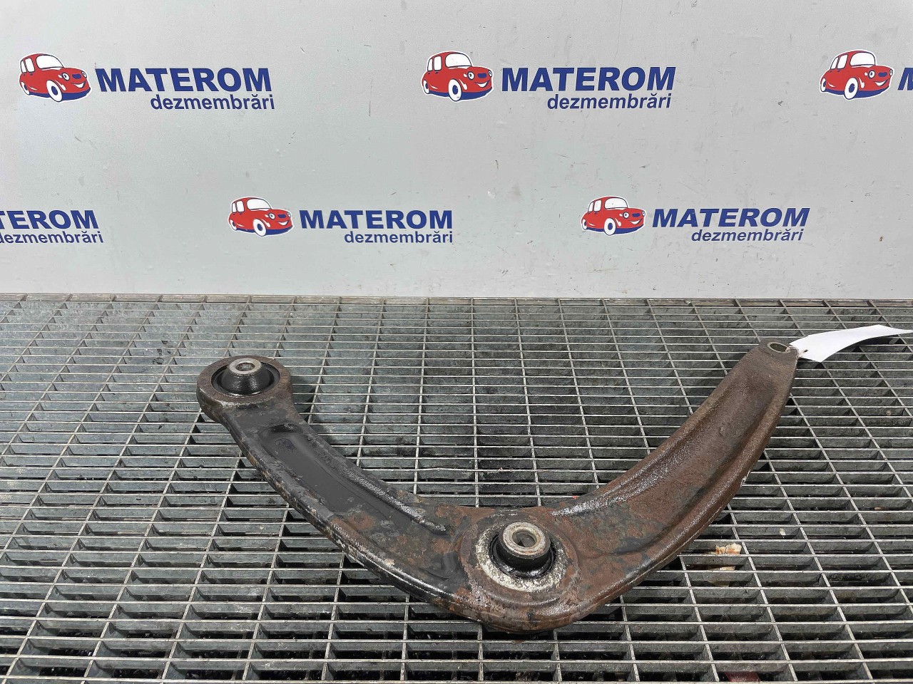 BRAT FATA INFERIOR DREAPTA CITROEN DS4 DS4 1.6 INJ - (2010 2015)