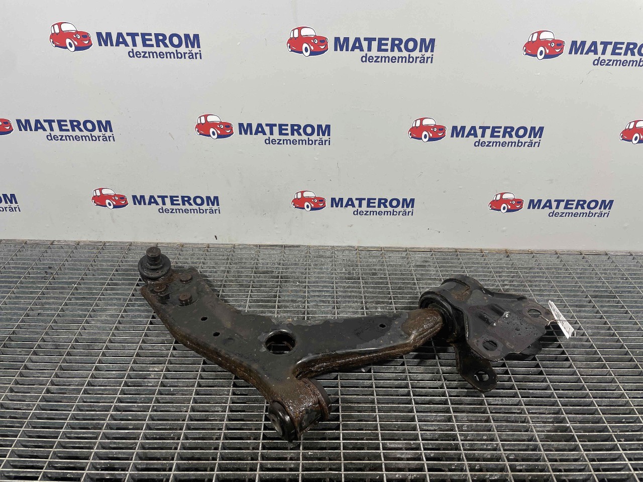 BRAT FATA INFERIOR DREAPTA FORD FOCUS 1.0 ECOBOOST - (2011 2014)