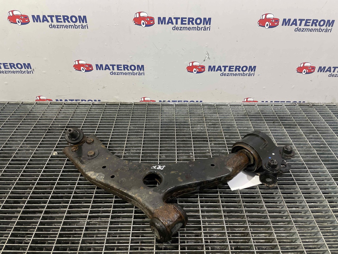 BRAT FATA INFERIOR DREAPTA FORD FOCUS C-MAX 1.6 INJ - (2003 2007)