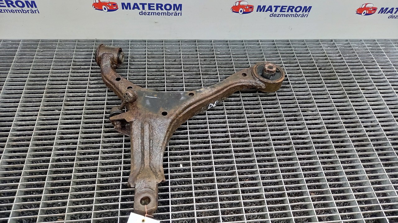 BRAT FATA INFERIOR DREAPTA HONDA CRV 2.0 INJ - (2001 2006)