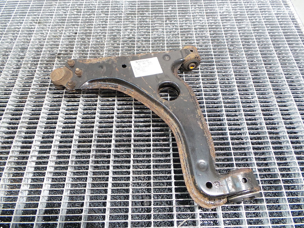 BRAT FATA INFERIOR DREAPTA OPEL ZAFIRA B Z18XER - (2005 2011)