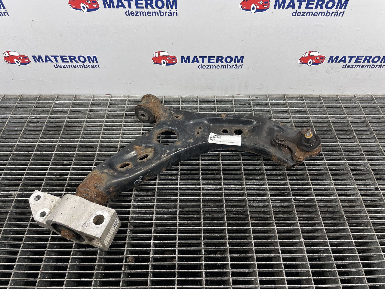 BRAT FATA INFERIOR DREAPTA VW GOLF VI 2.0 TDI - (2008 2012)