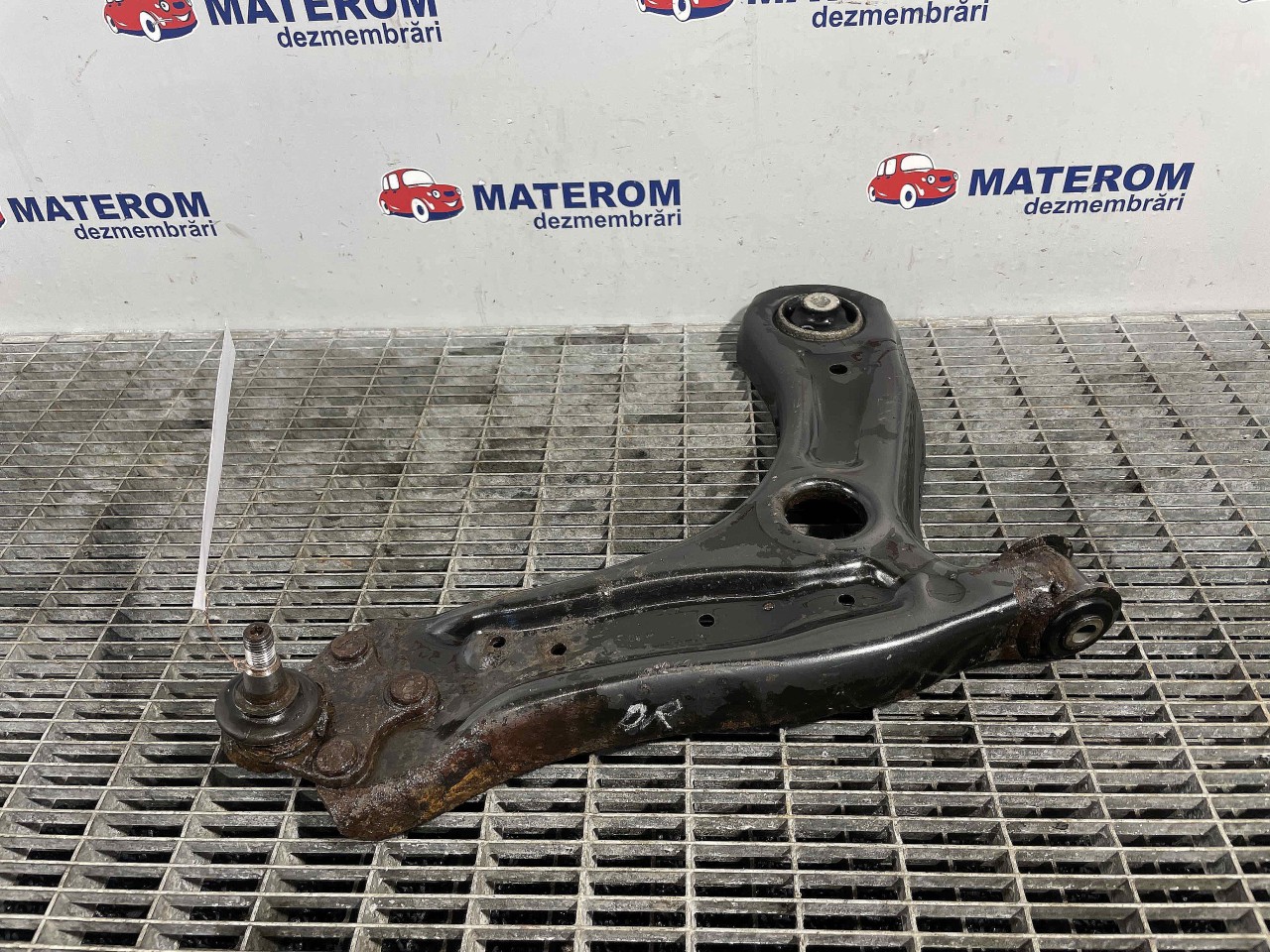 BRAT FATA INFERIOR DREAPTA VW POLO 1.2 TDI - (2009 2014)
