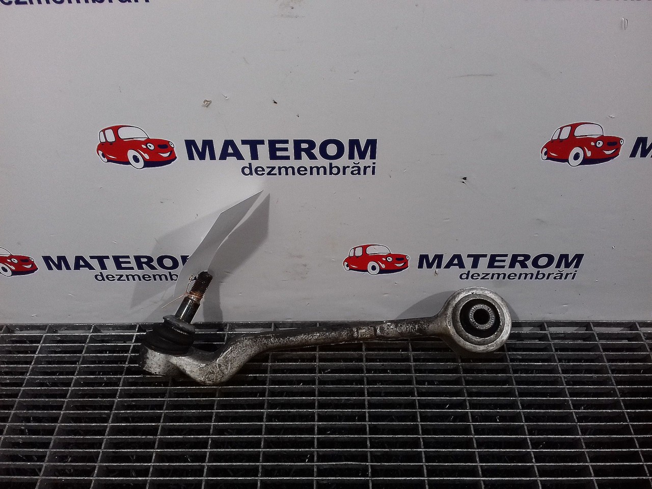 BRAT FATA INFERIOR STANGA BMW SERIA 1 E 87 2.0 D - (2004 2011)