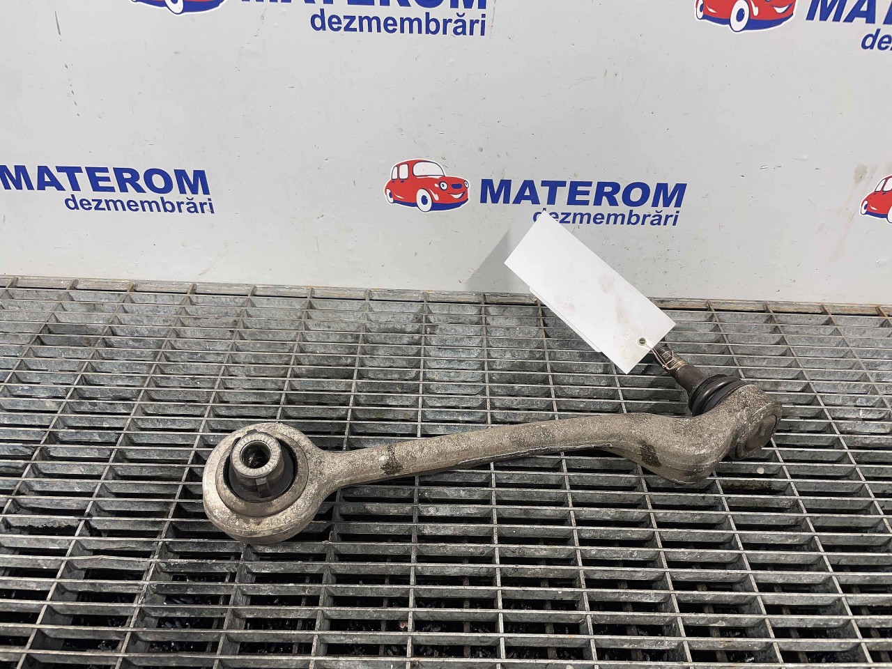BRAT FATA INFERIOR STANGA BMW SERIA 3 E 90 2.0 D - (2007 2012)