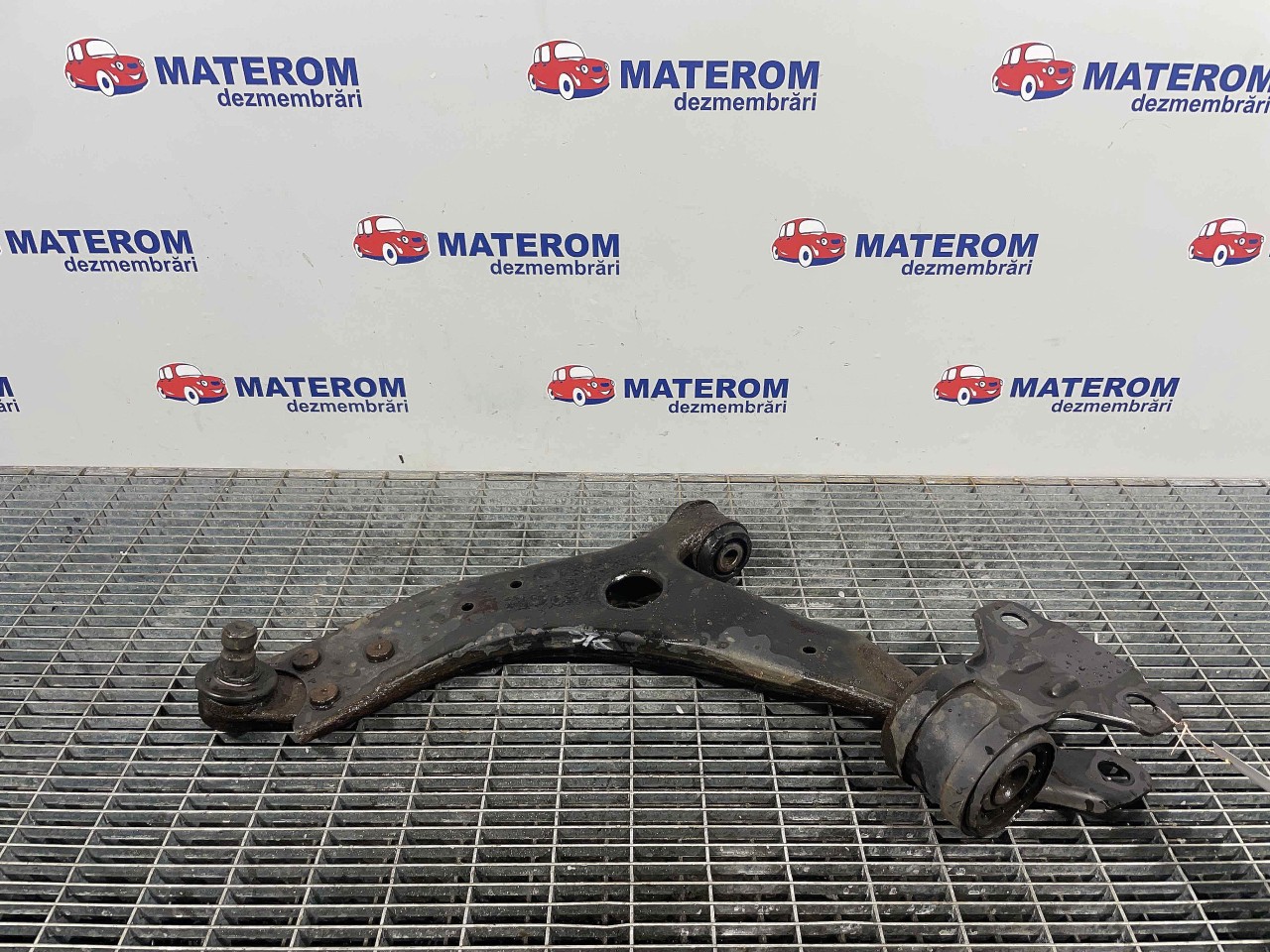 BRAT FATA INFERIOR STANGA FORD FOCUS 1.0 ECOBOOST - (2011 2014)