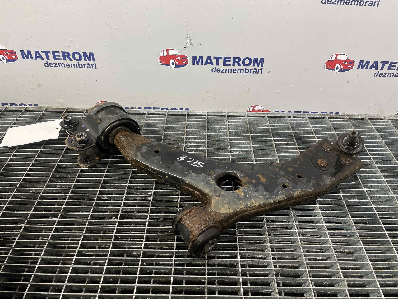 BRAT FATA INFERIOR STANGA FORD FOCUS C-MAX 1.6 INJ - (2003 2007)