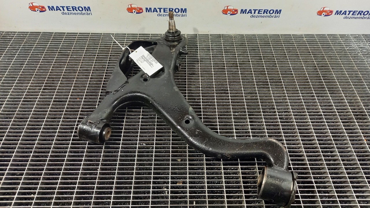 BRAT FATA INFERIOR STANGA LAND ROVER DISCOVERY 2.7 D V6 - (2004 2009)