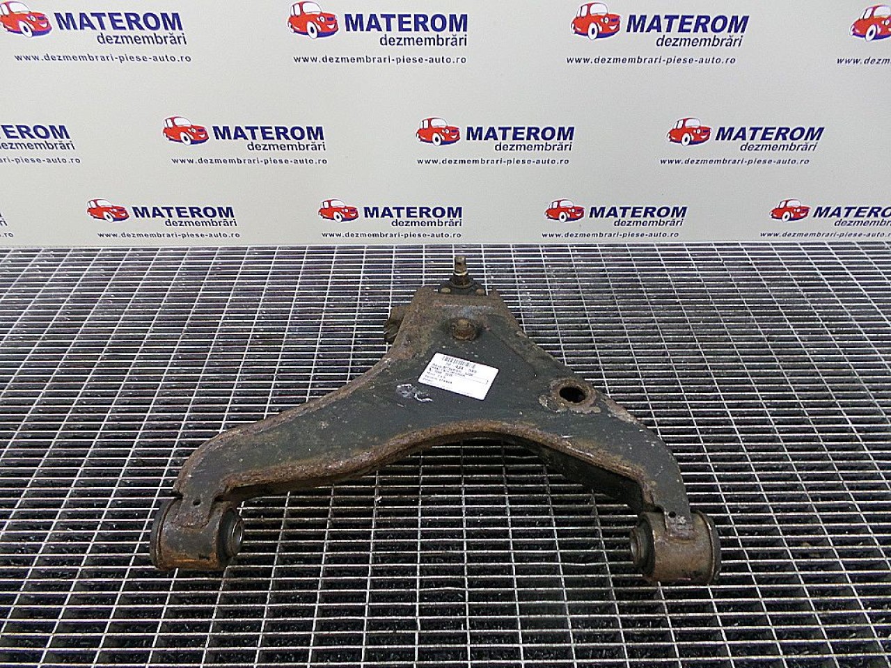 BRAT FATA INFERIOR STANGA MITSUBISHI L200 2.5 D - (2006 2010)