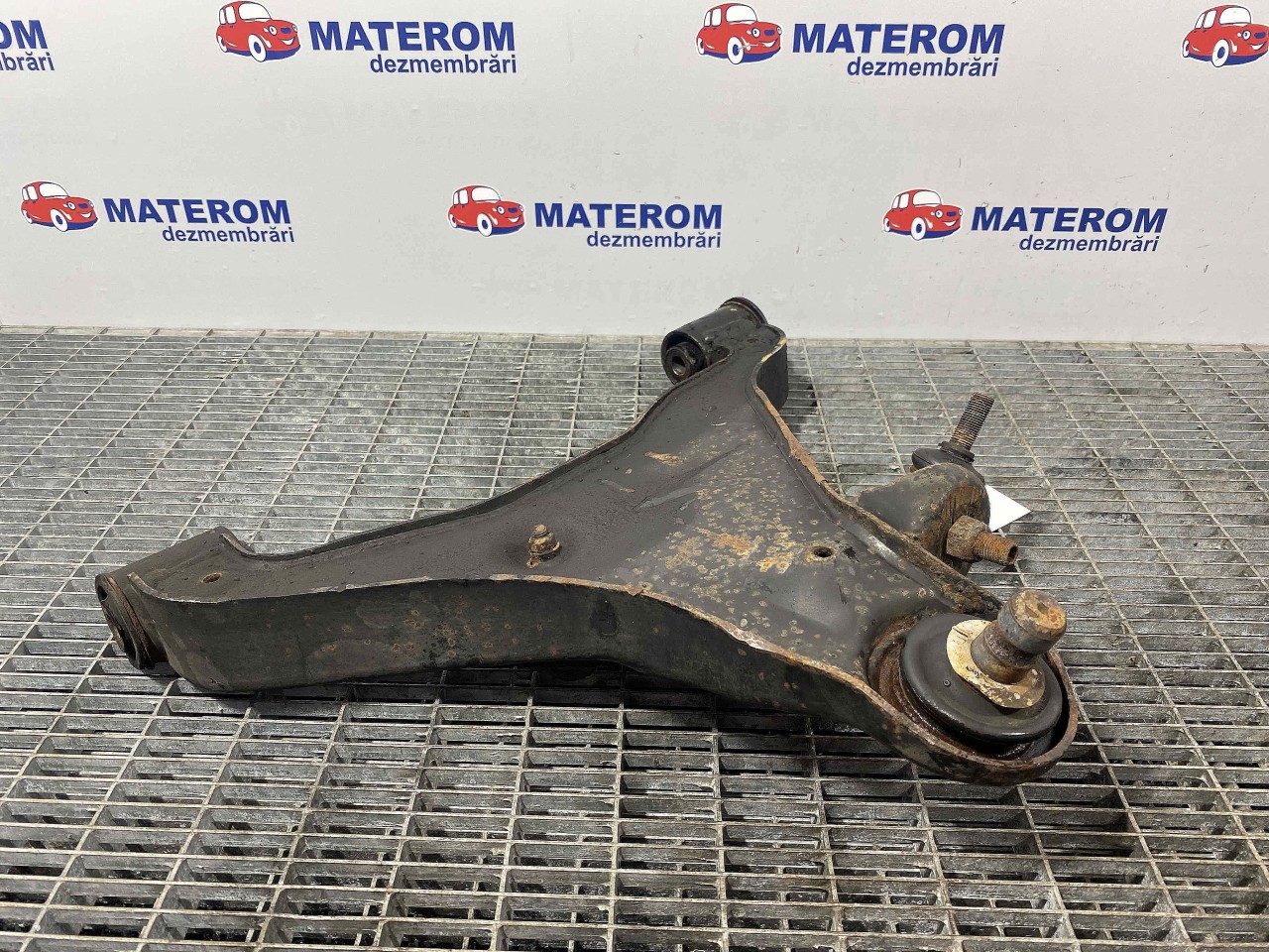 BRAT FATA INFERIOR STANGA NISSAN NAVARA NAVARA 3.0 DCI - (2010 2013)