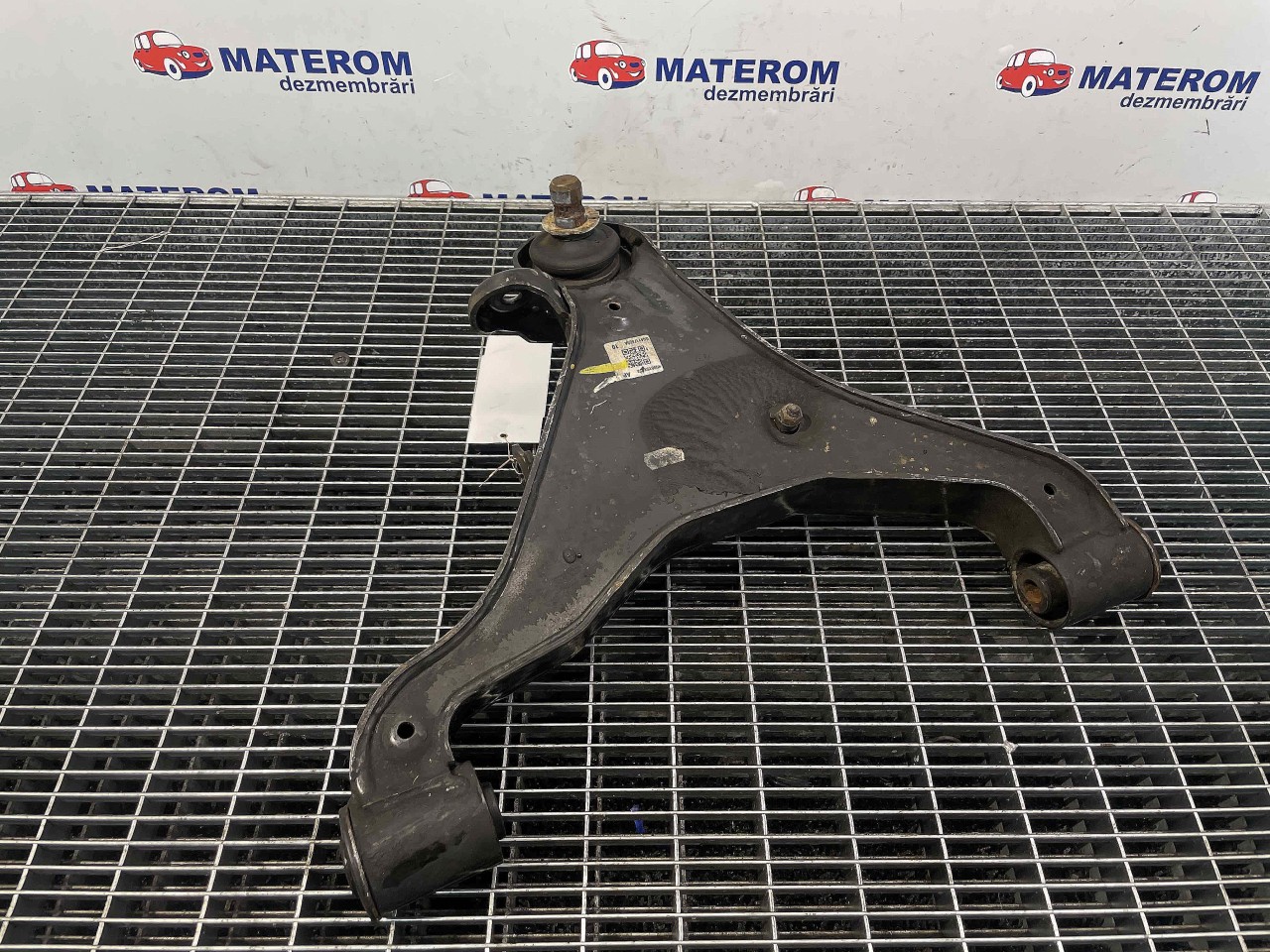 BRAT FATA INFERIOR STANGA NISSAN PATHFINDER 3.0 DCI - (2010 2013)
