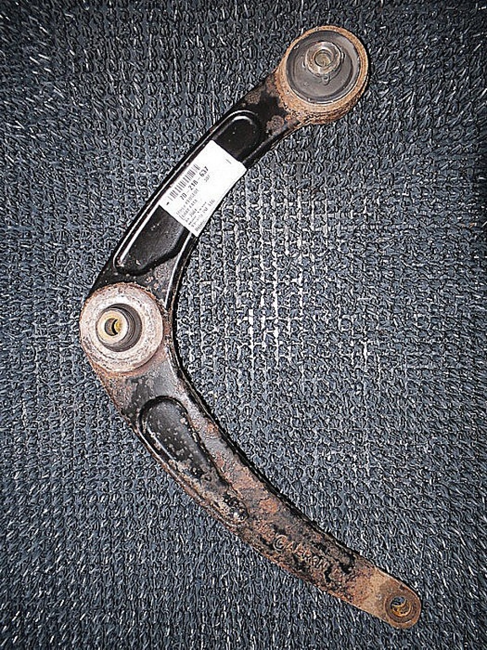 BRAT FATA INFERIOR STANGA PEUGEOT 307 1.6 INJ - (2001 2008)
