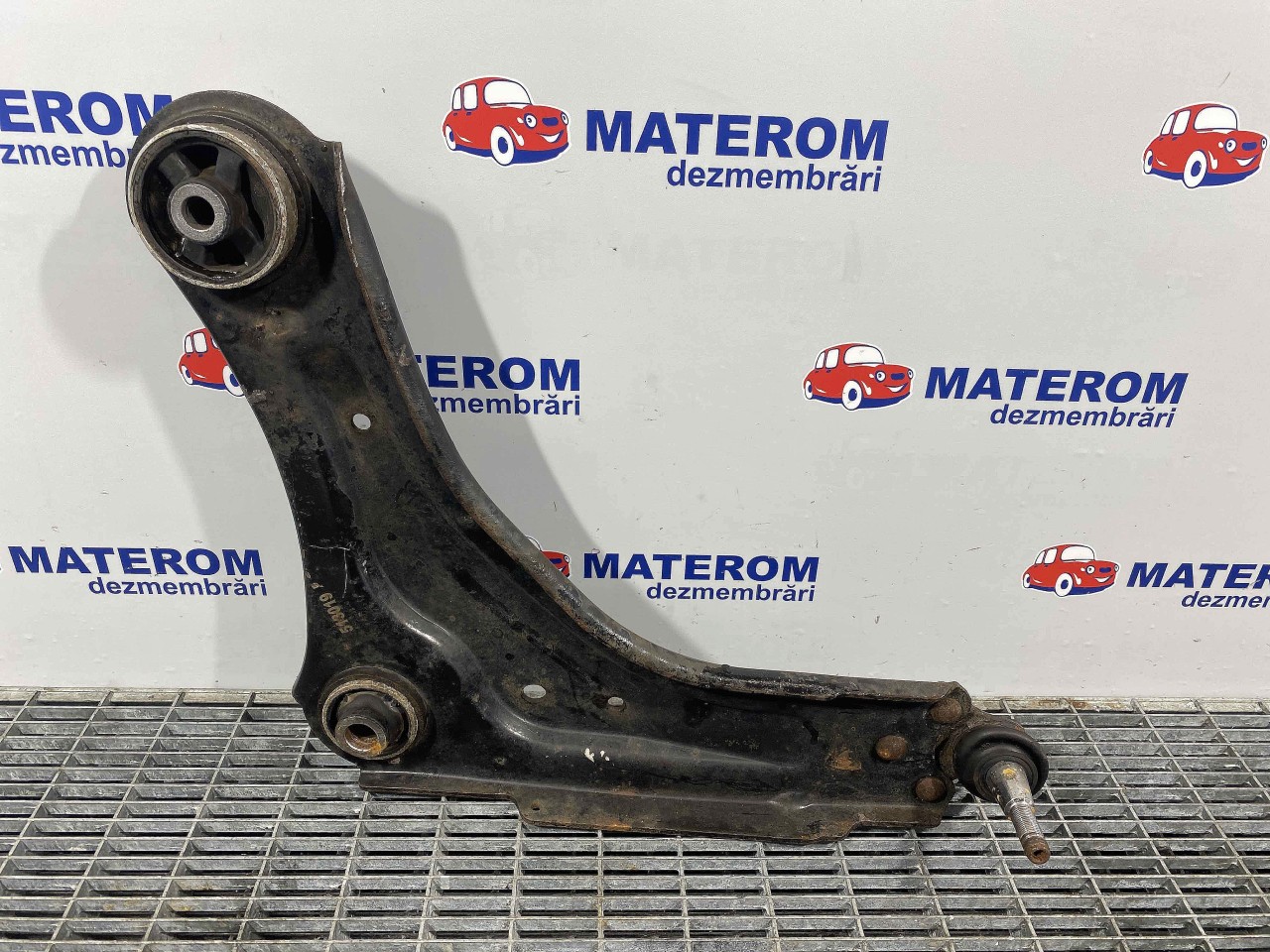 BRAT FATA INFERIOR STANGA RENAULT LAGUNA 2.0 DCI - (2007 2010)