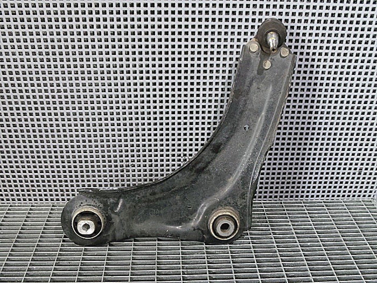 BRAT FATA INFERIOR STANGA RENAULT MEGANE 1.6 INJ - (2008 2012)