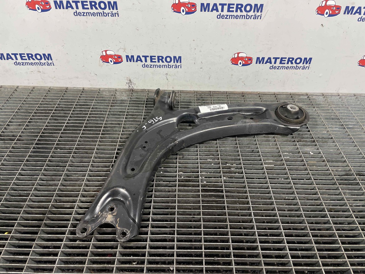 BRAT FATA INFERIOR STANGA SEAT ATECA 1.4 TSI - (2016 2020)