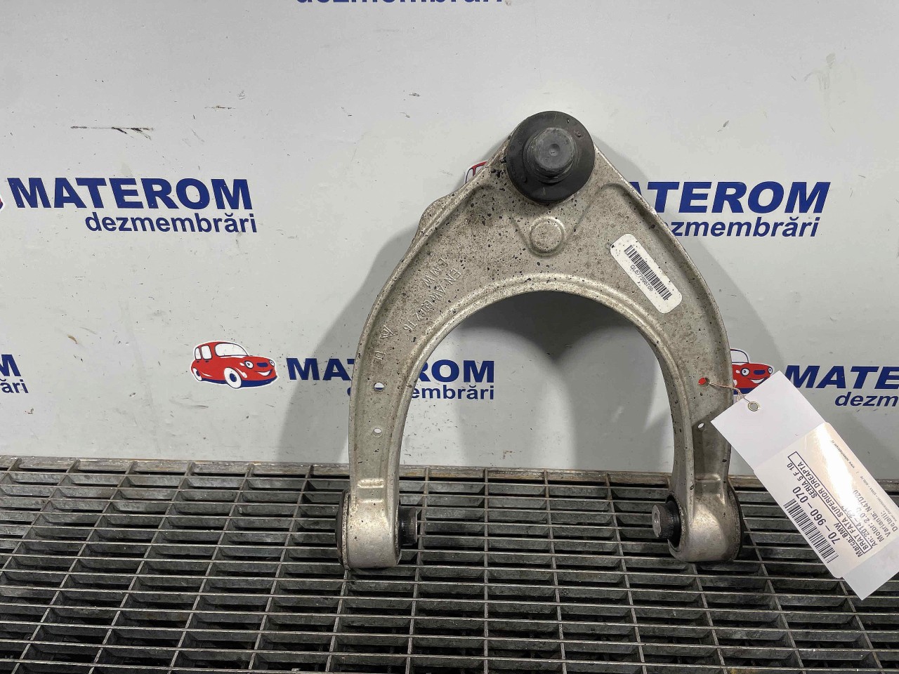 BRAT FATA SUPERIOR DREAPTA BMW SERIA 5 F 10 SERIA 5 F 10 2.0 D - (2014 2017)