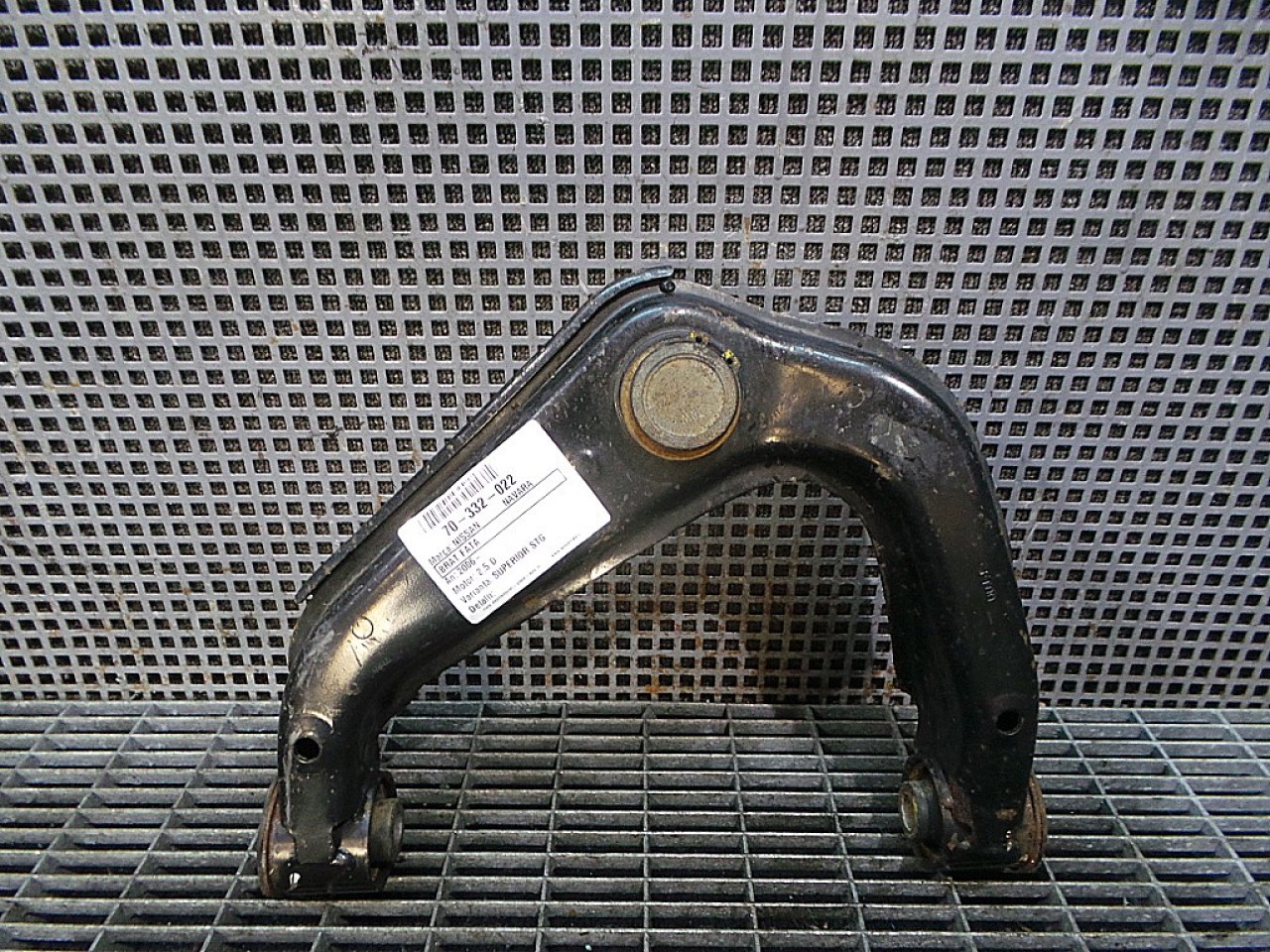 BRAT FATA SUPERIOR STANGA NISSAN NAVARA 2.5 D - (2005 2010)