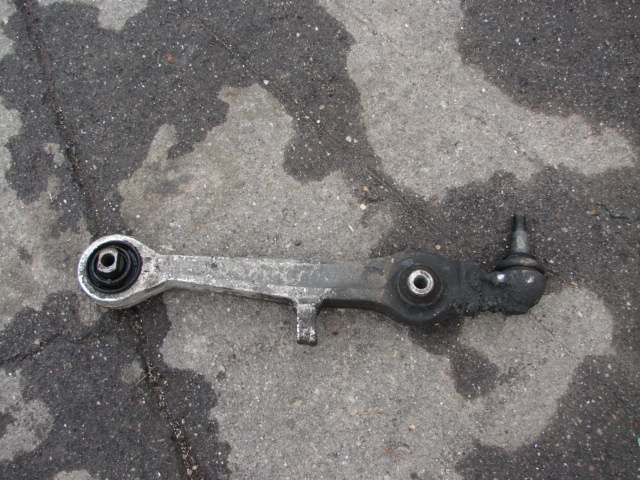 Brat inferior fata inspre fata Audi A8 D2/4D [1994 - 1999] Sedan 4-usi 2.8 tiptronic (193 hp)