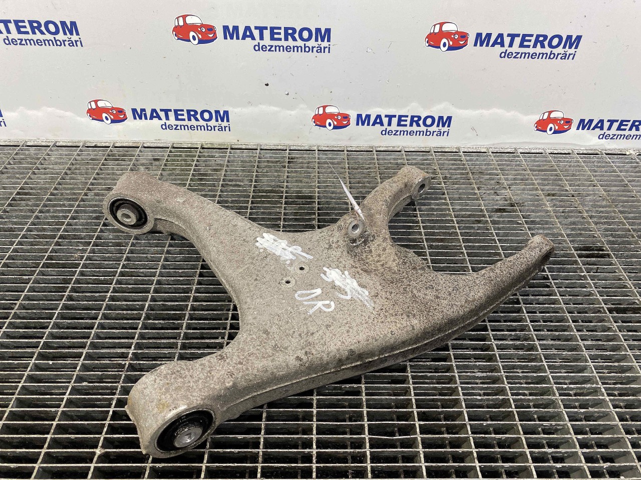 BRAT SPATE INFERIOR DREAPTA AUDI A4 A4 - - (2012 2015)