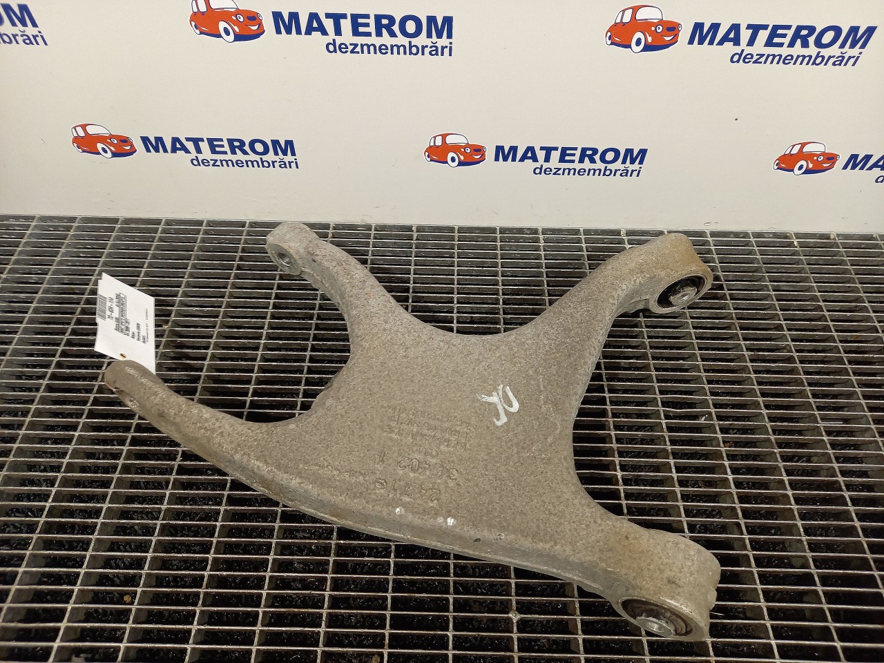 BRAT SPATE INFERIOR DREAPTA AUDI A4 ALLROAD - - (2009 2011)