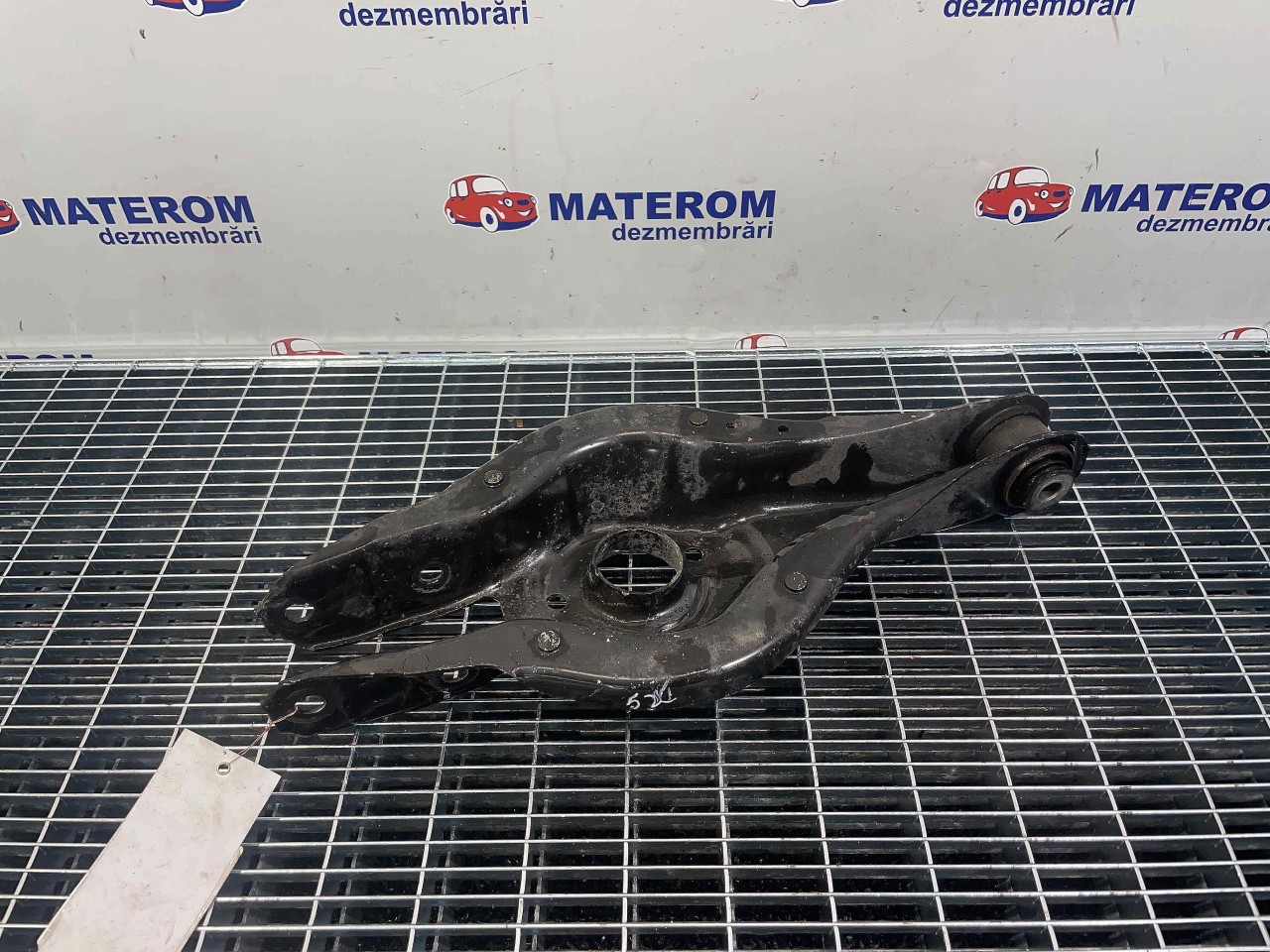 BRAT SPATE INFERIOR DREAPTA BMW SERIA 1 F20 SERIA 1 F20 - - (2011 2015)