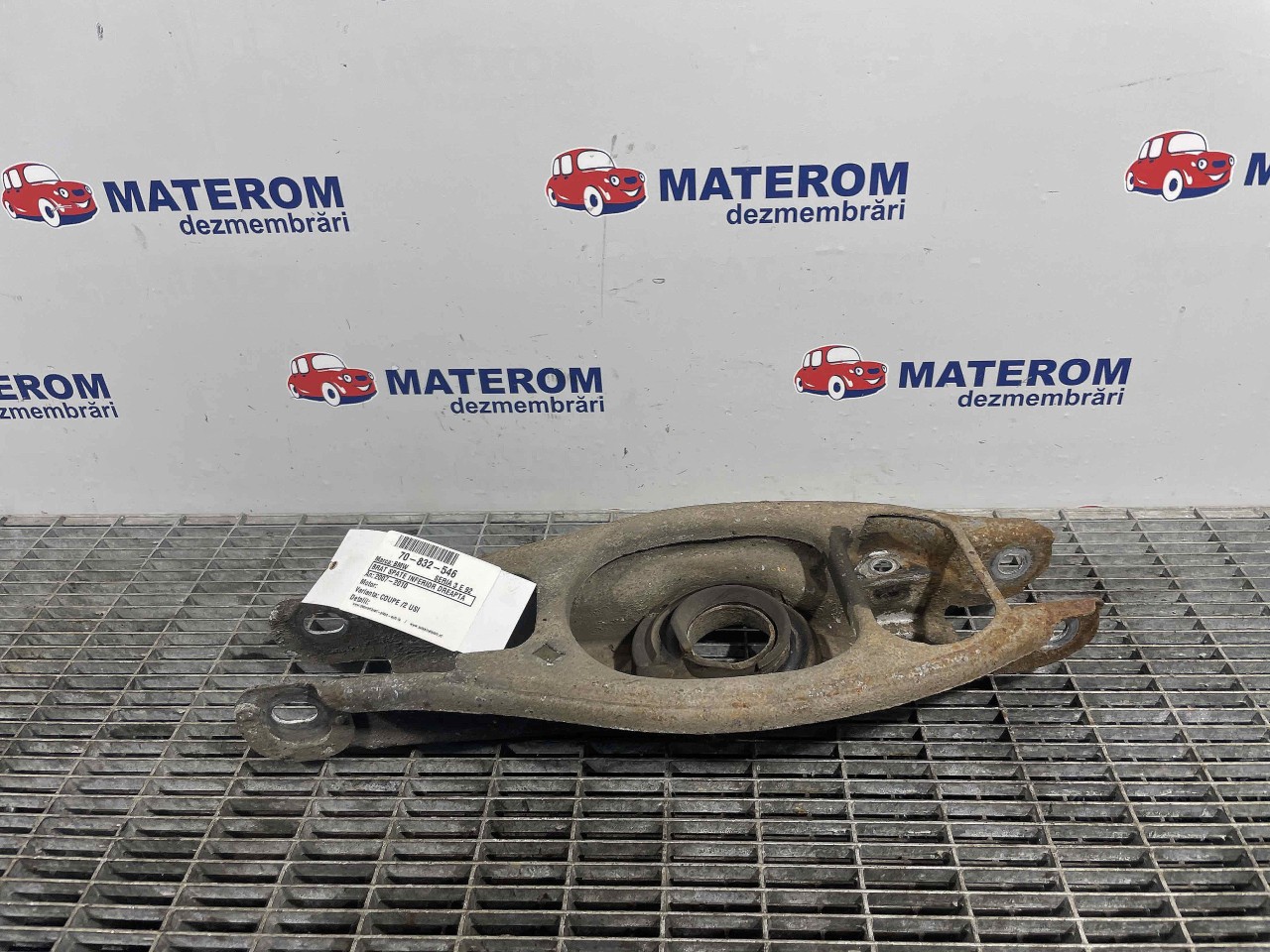 BRAT SPATE INFERIOR DREAPTA BMW SERIA 3 E 92 - - (2007 2010)