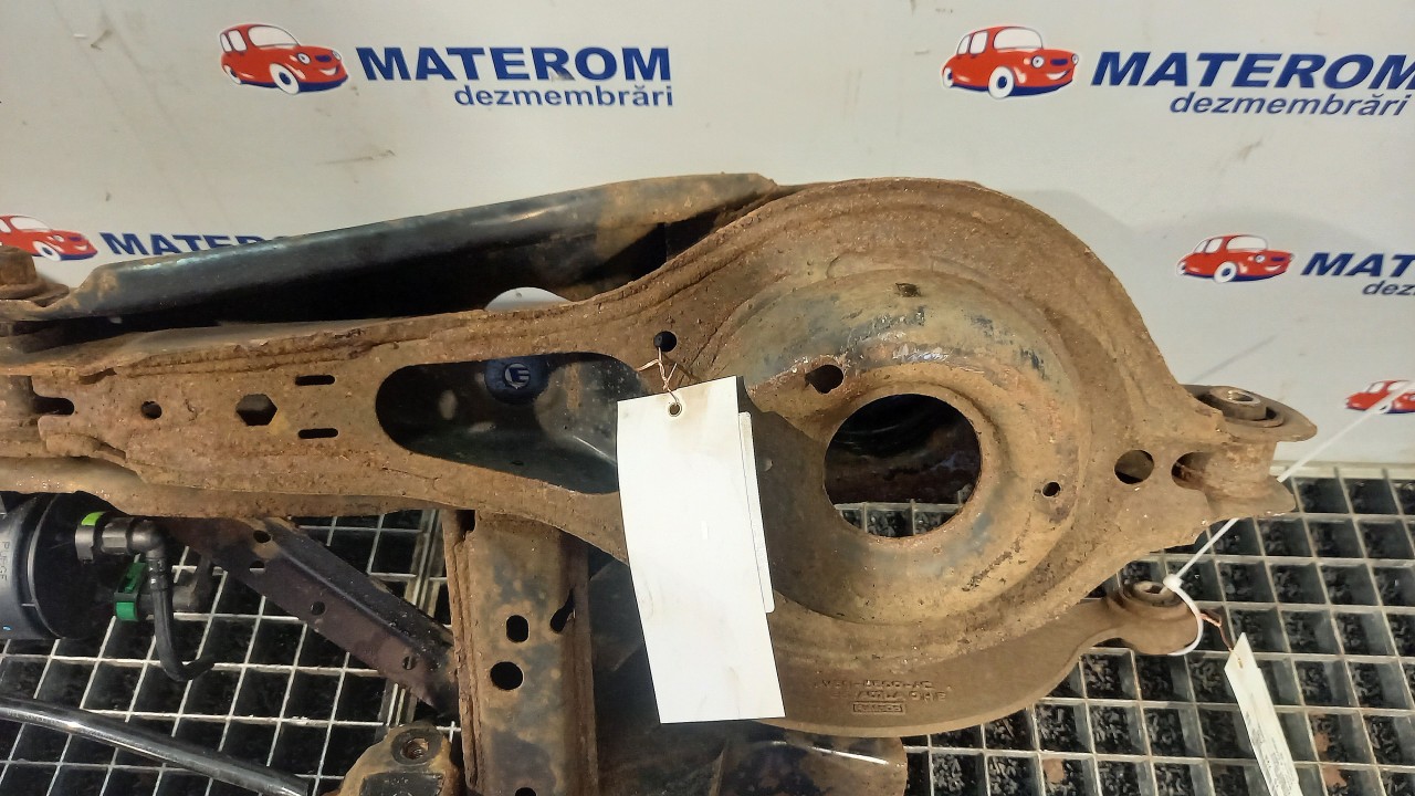 BRAT SPATE INFERIOR DREAPTA FORD FOCUS - - (2011 2014)