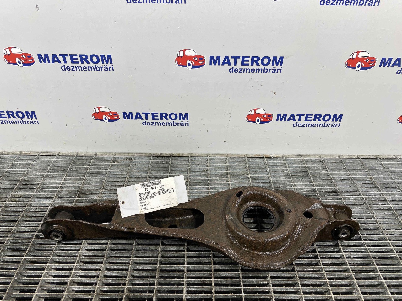 BRAT SPATE INFERIOR DREAPTA FORD KUGA KUGA - - (2008 2012)