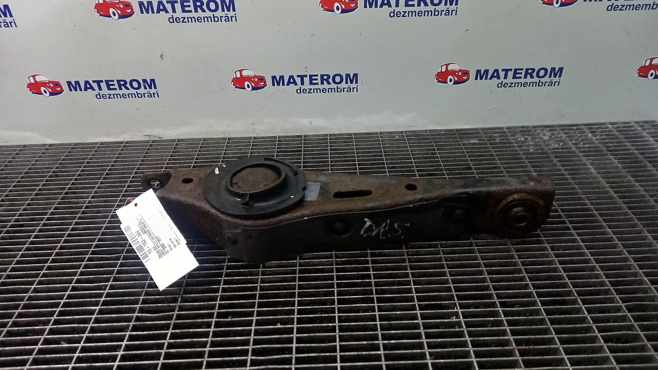 BRAT SPATE INFERIOR DREAPTA KIA SORENTO - - (2009 2012)