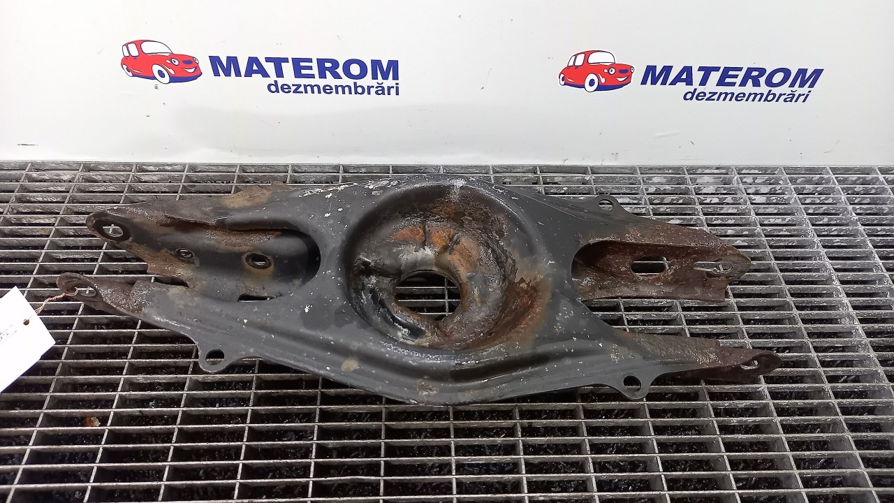 BRAT SPATE INFERIOR DREAPTA MERCEDES C-CLASS C-CLASS - - (2007 2011)