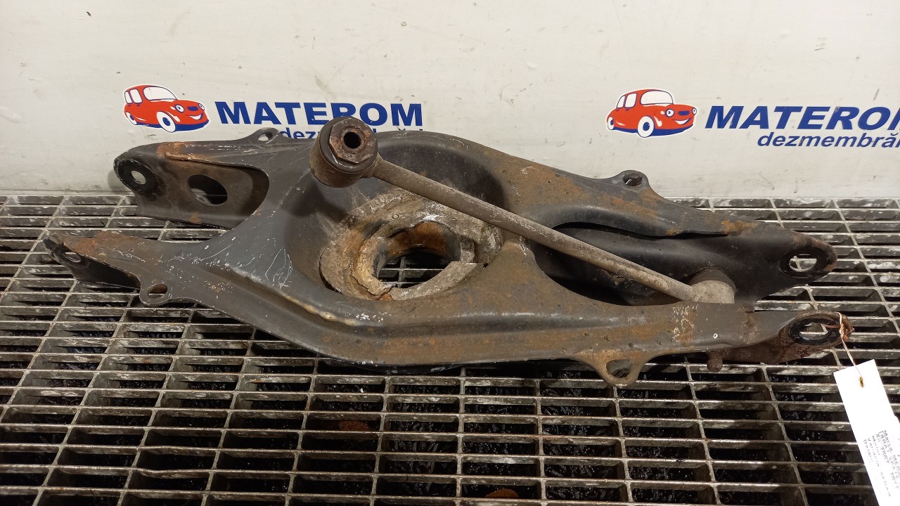 BRAT SPATE INFERIOR DREAPTA MERCEDES C-CLASS C-CLASS - - (2007 2011)