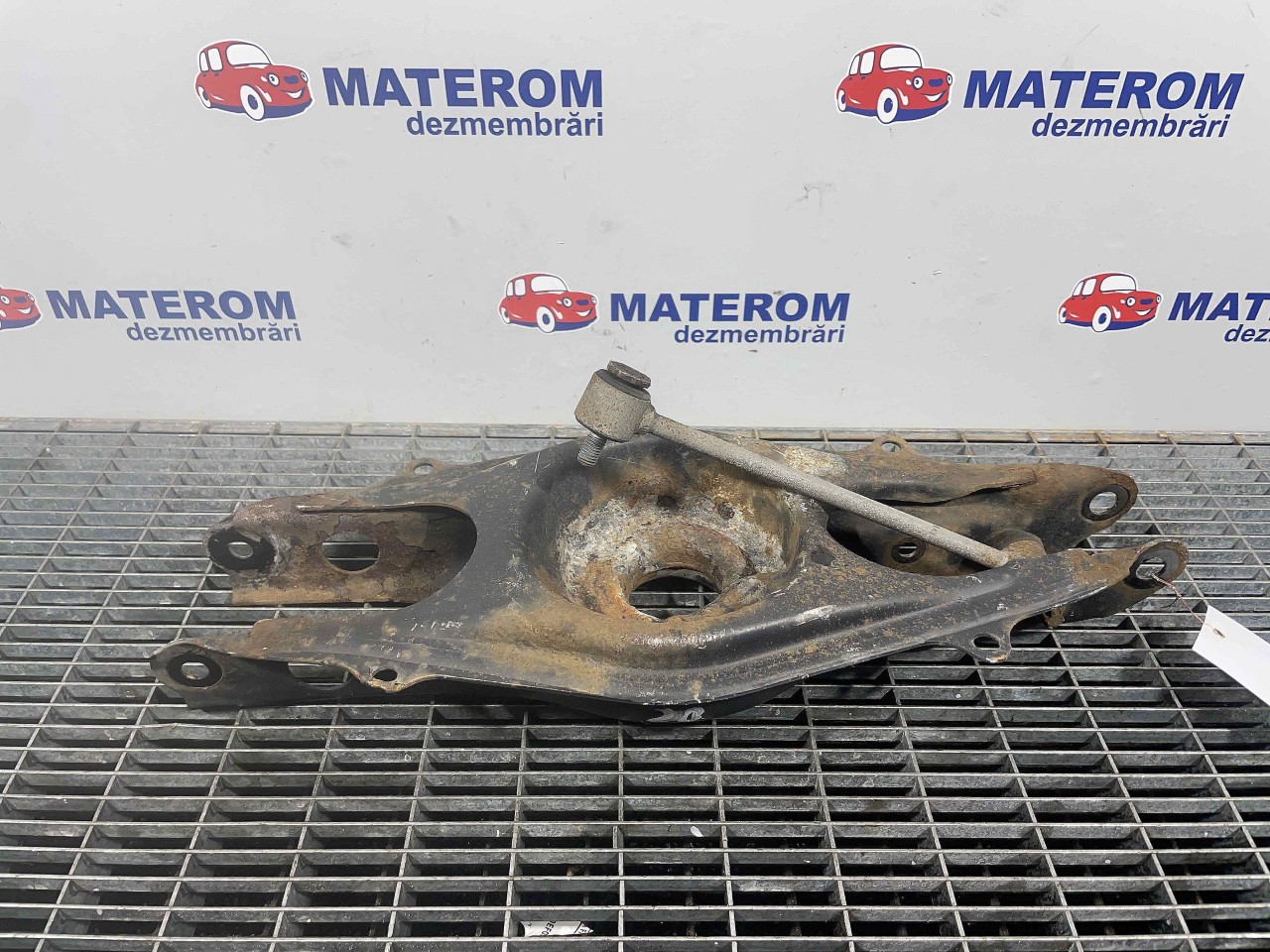 BRAT SPATE INFERIOR DREAPTA MERCEDES E-CLASS E-CLASS - - (2013 2016)