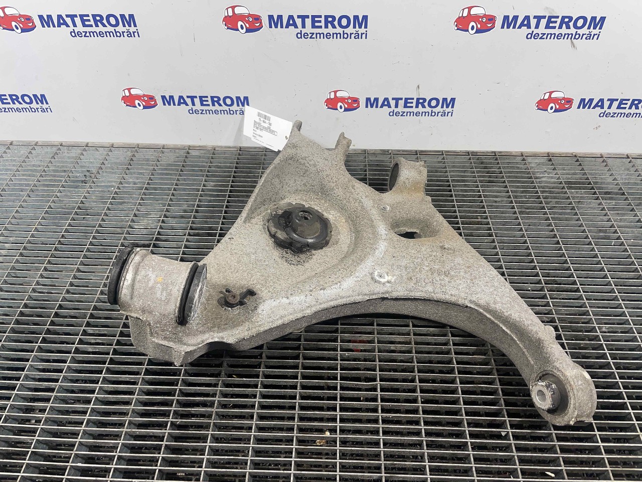 BRAT SPATE INFERIOR DREAPTA SEAT EXEO EXEO - - (2008 2013)