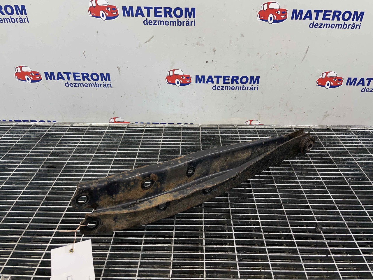 BRAT SPATE INFERIOR DREAPTA SUBARU FORESTER FORESTER - - (2008 2013)